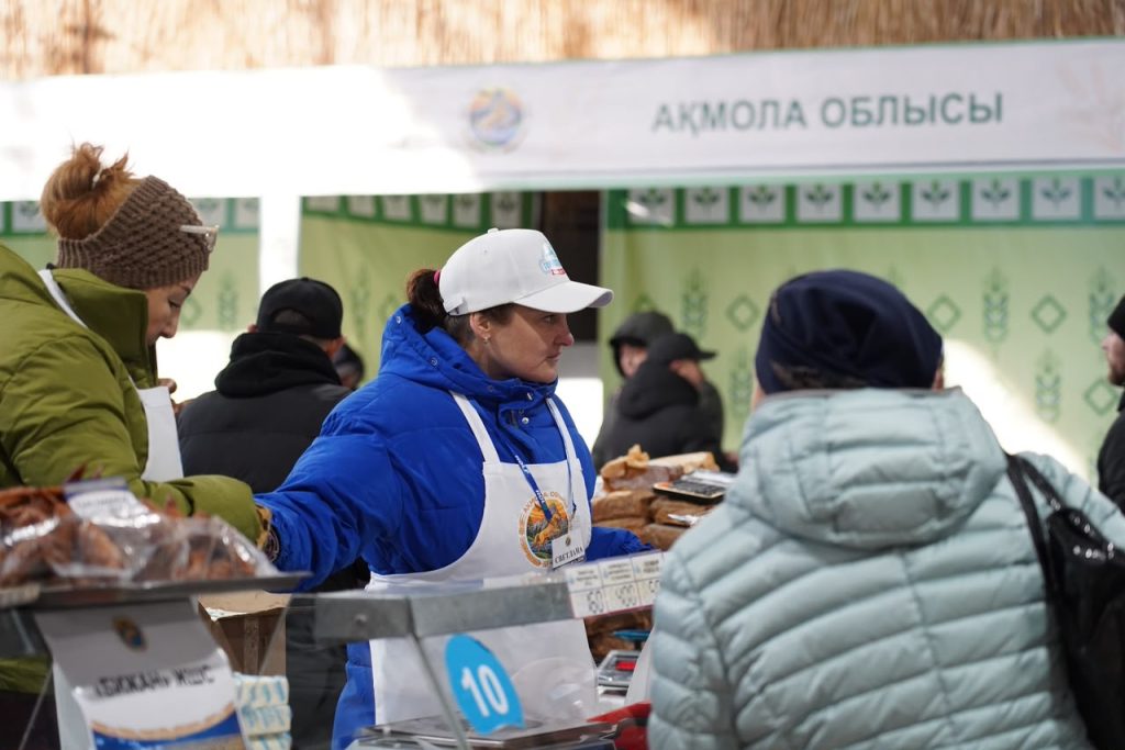 Ақмола облысы Астанадағы ауыл шаруашылығы жәрмеңкелерінің маусымын қорытындылады