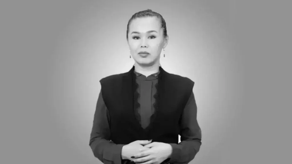 «Төрт жыл күрескен»: Өмірін «Хабар» агенттігіне арнаған танымал тележүргізуші қайтыс болды