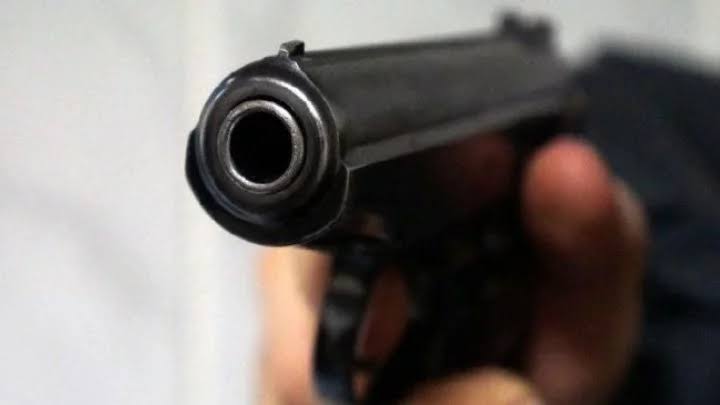 Жаркентте атыс болып, 33 жастағы ер адам оқ жарақатын алды