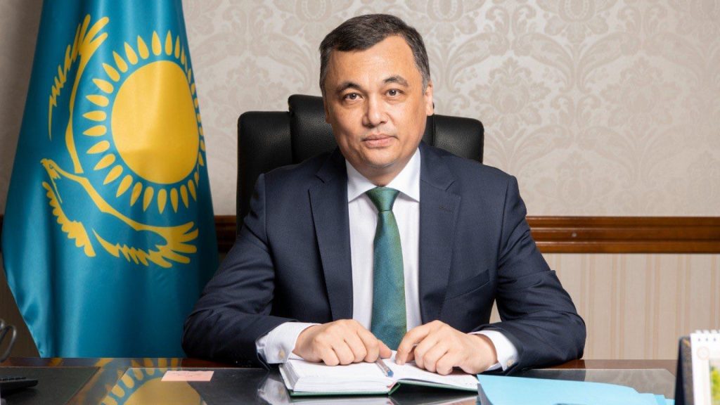 Асқар Омаров Ерлан Қошановтың кеңесшісі болып тағайындалды